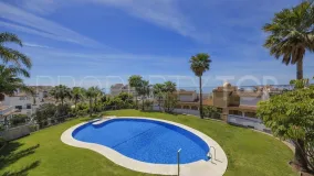 For sale flat in Torrequebrada with 3 bedrooms