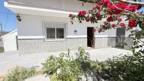 For sale country house with 3 bedrooms in Coin