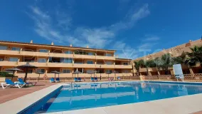 Se vende piso con 2 dormitorios en Hacienda Elviria