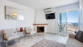 For sale Sitio de Calahonda flat with 2 bedrooms