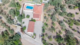 For sale country house in Periana with 4 bedrooms