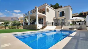 Comprar casa de 3 dormitorios en Valle Romano