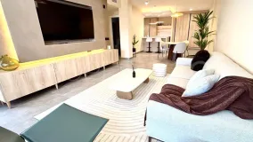 Flat with 1 bedroom for sale in Marbella - Puerto Banus