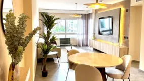Flat with 1 bedroom for sale in Marbella - Puerto Banus