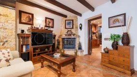 Casa en venta con 4 dormitorios en Istan