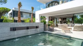 Villa for sale in Nagüeles