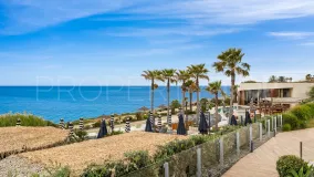 Buy 2 bedrooms ground floor apartment in The Edge