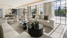 For sale Nueva Andalucia 6 bedrooms villa