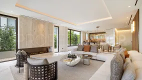 For sale 5 bedrooms ground floor duplex in Epic Marbella