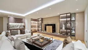 For sale 5 bedrooms ground floor duplex in Epic Marbella