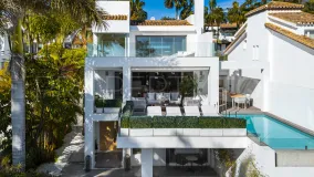 Villa for sale in Puente Romano