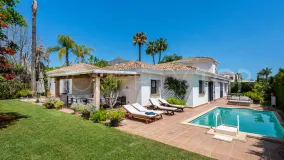 Villa a la venta de 4 dormitorios en Marbella Golden Mile