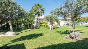 Villa with 4 bedrooms for sale in Estepona