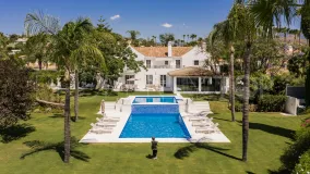 For sale Nueva Andalucia villa
