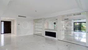 Villa en venta de 4 dormitorios en Marbella Golden Mile
