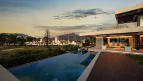 Villa en venta de 7 dormitorios en Nueva Andalucia