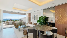 For sale Estepona Town apartment with 3 bedrooms