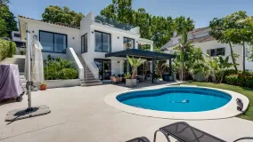 Nueva Andalucia, villa en venta de 4 dormitorios