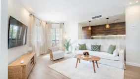 Estepona Centro, apartamento de 3 dormitorios en venta