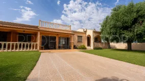Casa con 6 dormitorios en venta en Los Balcones