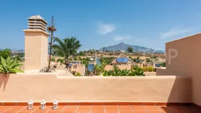 Condes de Iza 4 bedrooms semi detached house for sale