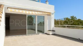 Apartamento en venta de 3 dormitorios en Estepona Este