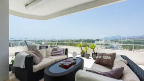 Se vende apartamento de 2 dormitorios en Guadalmina Alta