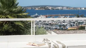 Apartamento de 2 dormitorios en venta en Portals Nous - Puerto Portals
