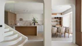 Semi detached villa for sale in Marbella with 3 bedrooms