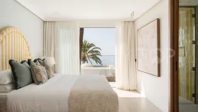 Semi detached villa for sale in Marbella with 3 bedrooms