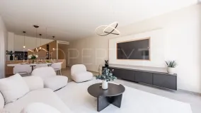 Town house for sale in Nueva Andalucia with 4 bedrooms