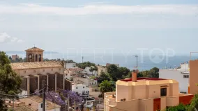 For sale house in Génova with 6 bedrooms