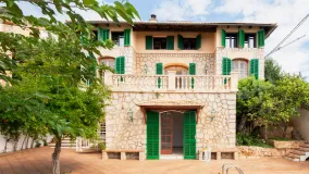 For sale house in Génova with 6 bedrooms