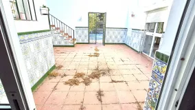 For sale villa in El Paraiso
