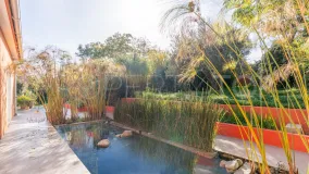 Se vende villa de 3 dormitorios en Estepona