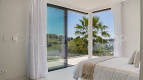 For sale 6 bedrooms villa in Paraiso Alto