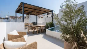 Buy town house with 3 bedrooms in Estepona Old Town