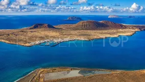 Buy house with 2 bedrooms in La Graciosa