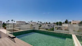 Comprar villa en Perlas del Mar