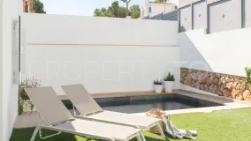 Pareado con 4 dormitorios en venta en Bendinat