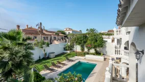 Comprar villa con 7 dormitorios en Mijas Costa