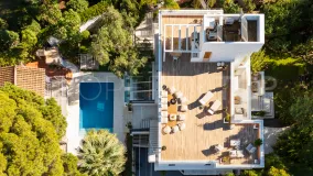Villa en venta de 6 dormitorios en Nueva Andalucia