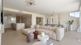 Se vende apartamento de 3 dormitorios en Nueva Andalucia