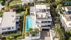 Comprar villa en Nueva Andalucia de 5 dormitorios