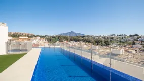 Se vende apartamento con 2 dormitorios en Nueva Andalucia