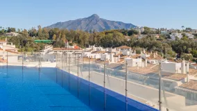 Se vende apartamento con 2 dormitorios en Nueva Andalucia