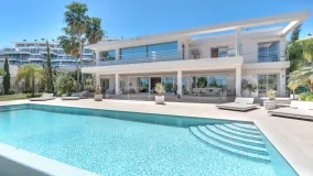 Se vende villa de 4 dormitorios en Calanova Golf