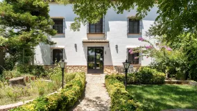 Marmolejo, finca de 6 dormitorios en venta