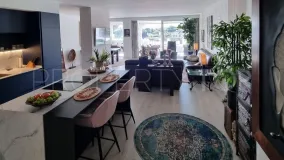 For sale La Quinta apartment with 2 bedrooms
