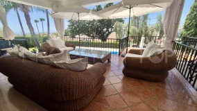 Comprar villa de 3 dormitorios en La Campana